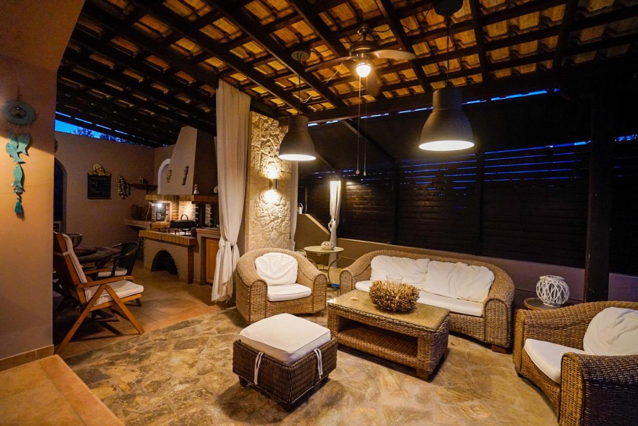 Villa Irene: θέα πισίνα, θέα θάλασσα Agioi